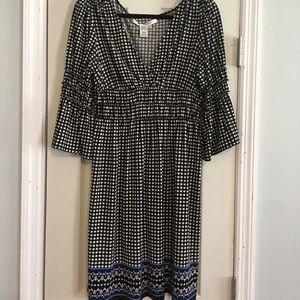 Max Studio flare sleeve dress